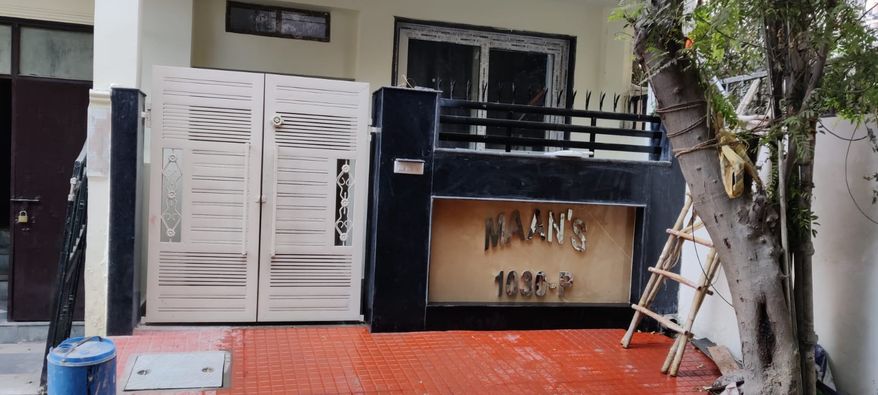 1BHK · Semi Furnished · Apartment
