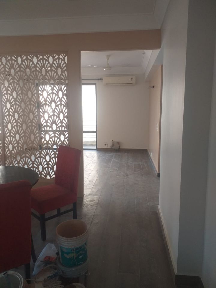 3BHK · Semi Furnished · Apartment
