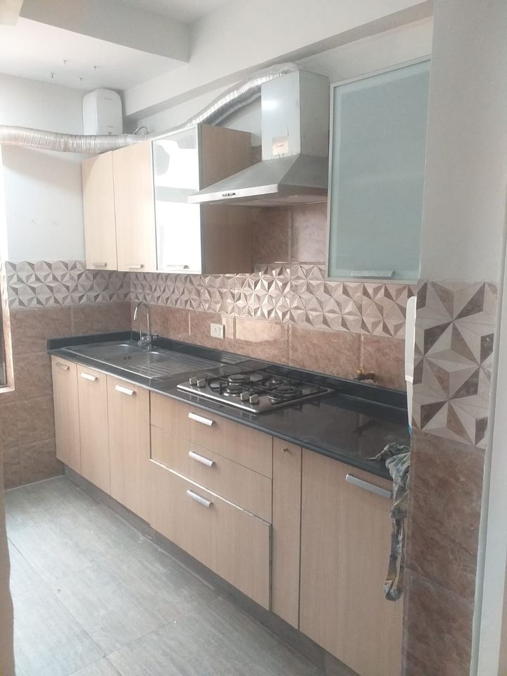 3BHK · Semi Furnished · Apartment