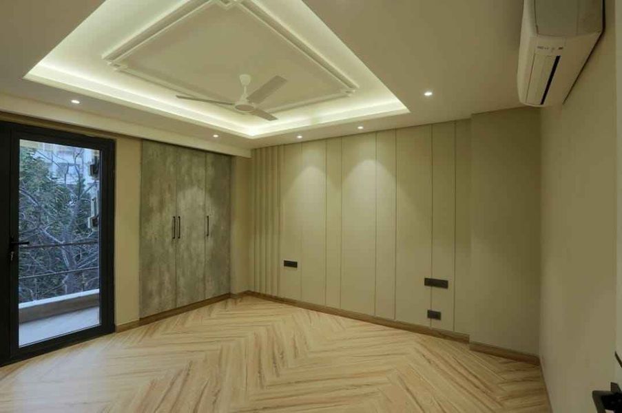 3BHK · Semi Furnished · Apartment
