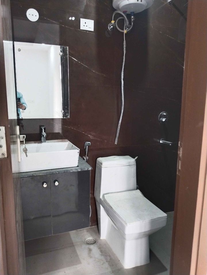 1RK · Semi Furnished · Apartment
