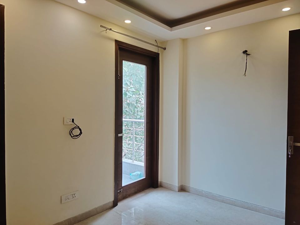 2BHK · Semi Furnished · Apartment