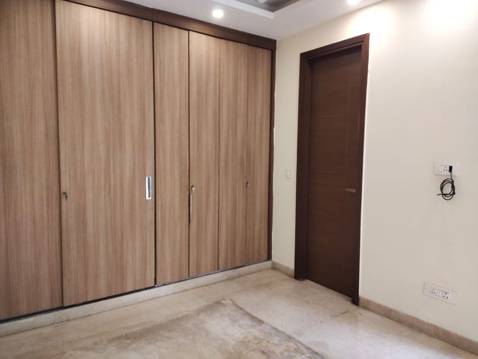 2BHK · Semi Furnished · Apartment