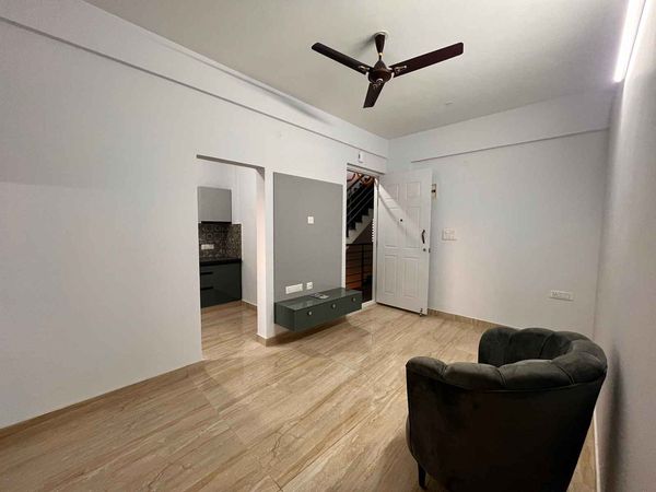 1BHK · Semi Furnished · Apartment