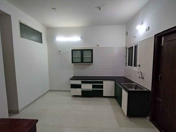 1RK · Semi Furnished · Apartment
