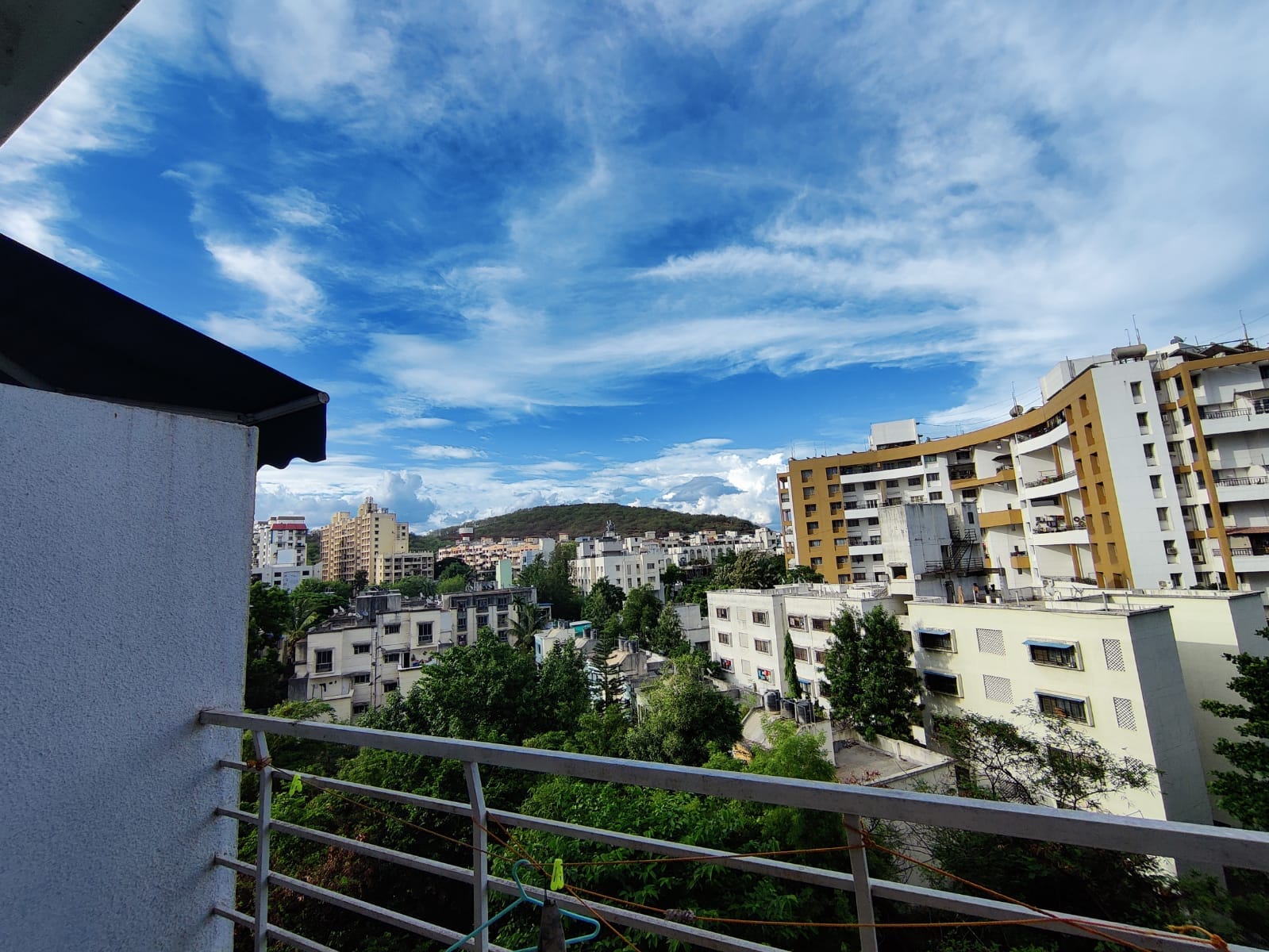 2BHK · Semi Furnished · Apartment