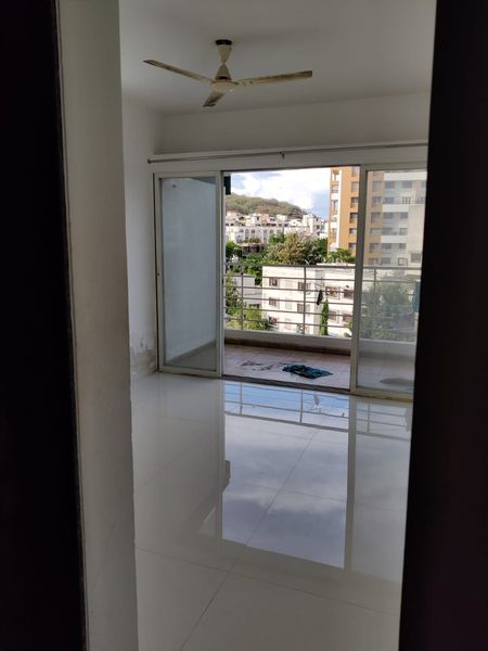 2BHK · Semi Furnished · Apartment