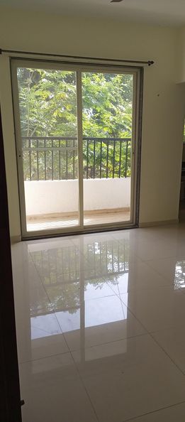 1BHK · Semi Furnished · Apartment