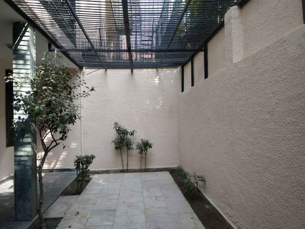 2BHK · Semi Furnished · Apartment
