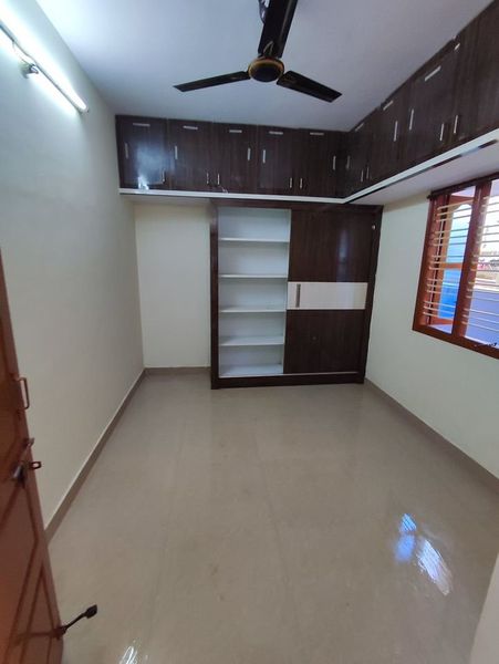 1BHK · Semi Furnished · Apartment