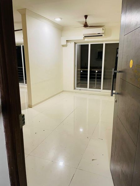 1BHK · Semi Furnished · Apartment