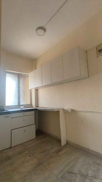 1BHK · Semi Furnished · Apartment