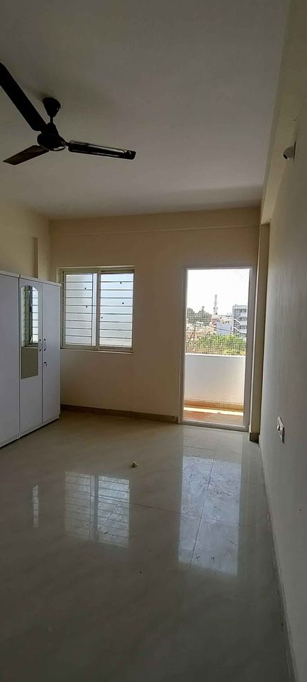 2BHK · Semi Furnished · Apartment