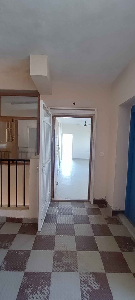 2BHK · Semi Furnished · Apartment