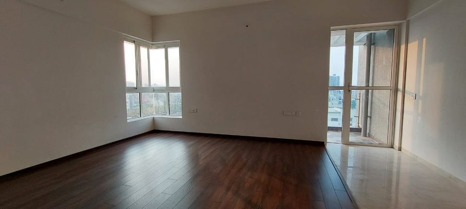 4BHK · Unfurnished · Apartment
