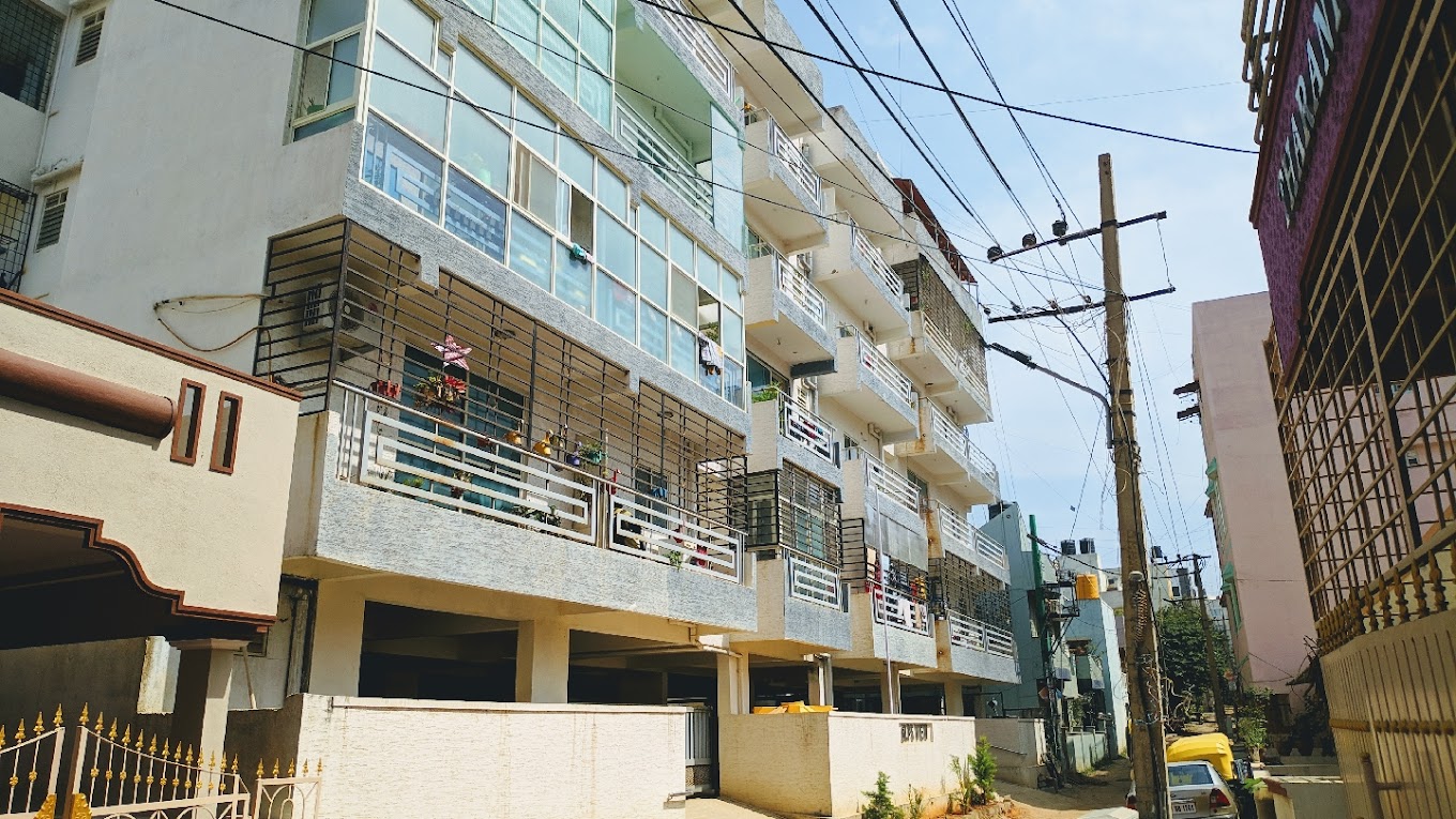 2BHK · Semi Furnished · Apartment