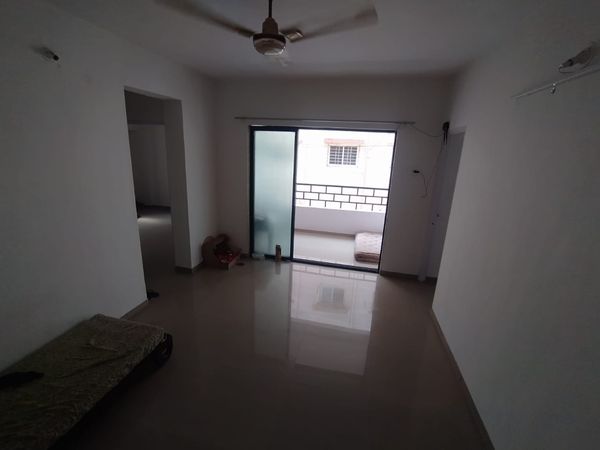 2BHK · Semi Furnished · Apartment