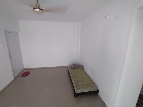 2BHK · Semi Furnished · Apartment