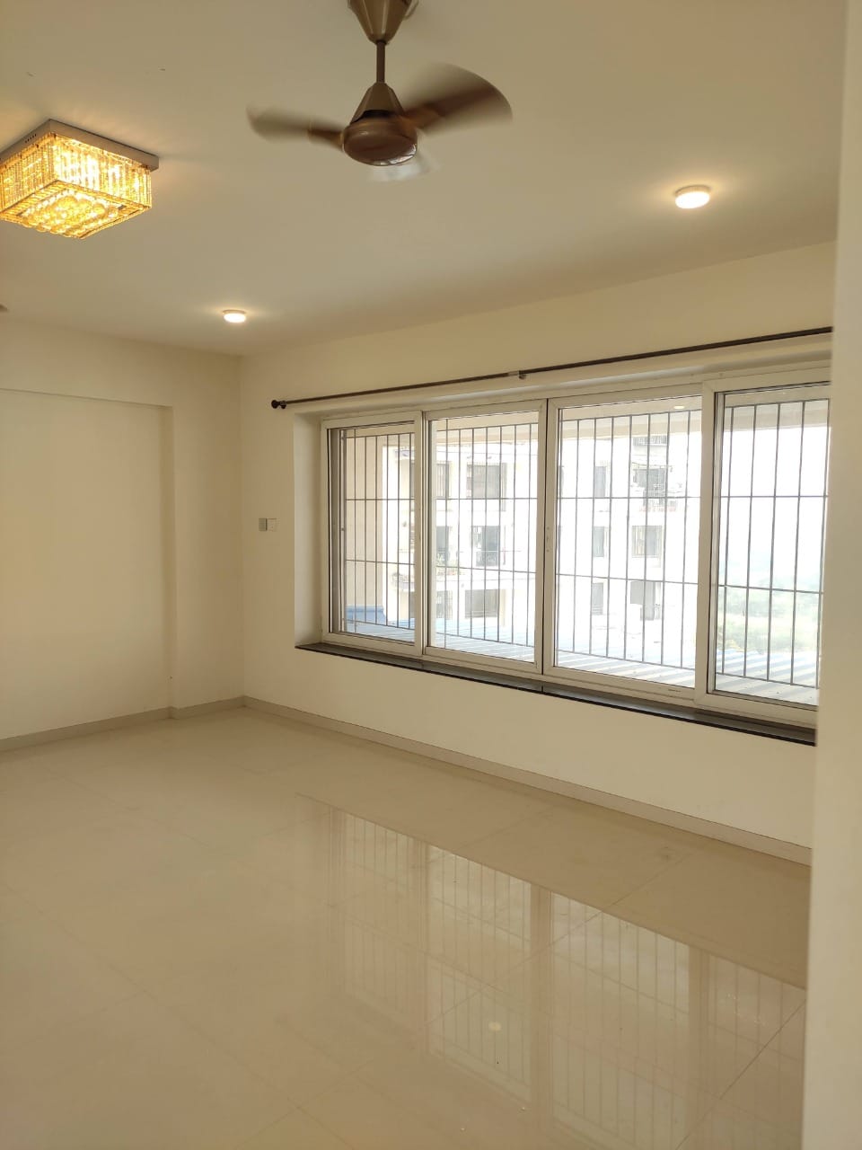 4BHK · Semi Furnished · Apartment
