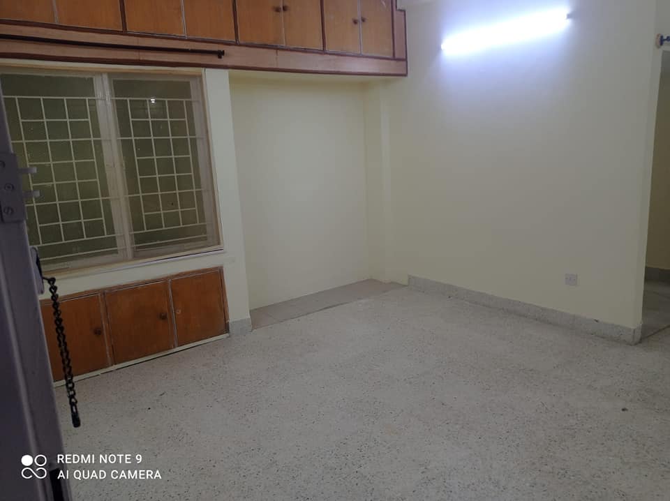 2BHK · Semi Furnished · Apartment