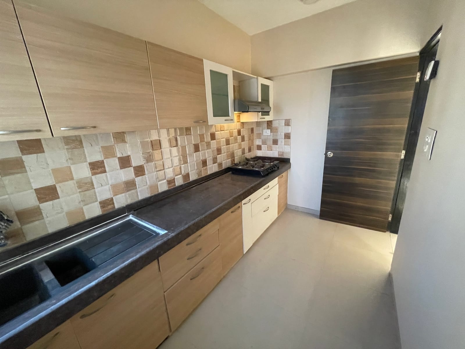 2BHK · Semi Furnished · Apartment