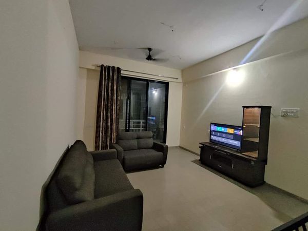 Single Room · Furnished · Apartment