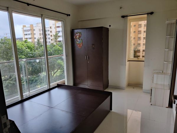 1BHK · Semi Furnished · Builder Floor