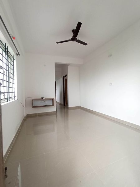 1BHK · Semi Furnished · Apartment