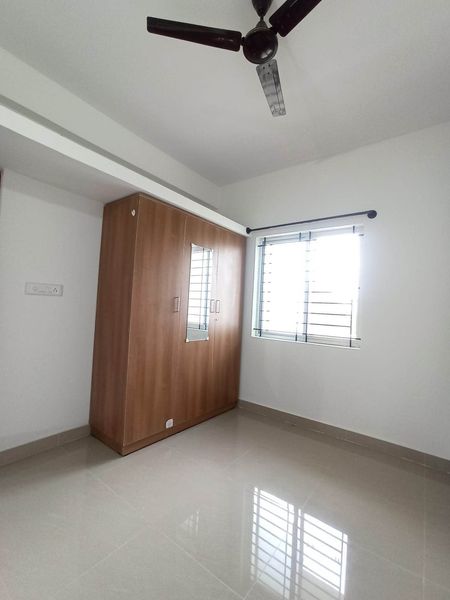 1BHK · Semi Furnished · Apartment