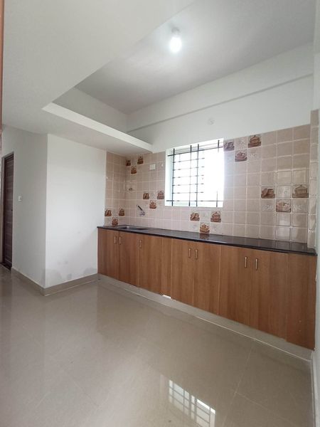 1BHK · Semi Furnished · Apartment