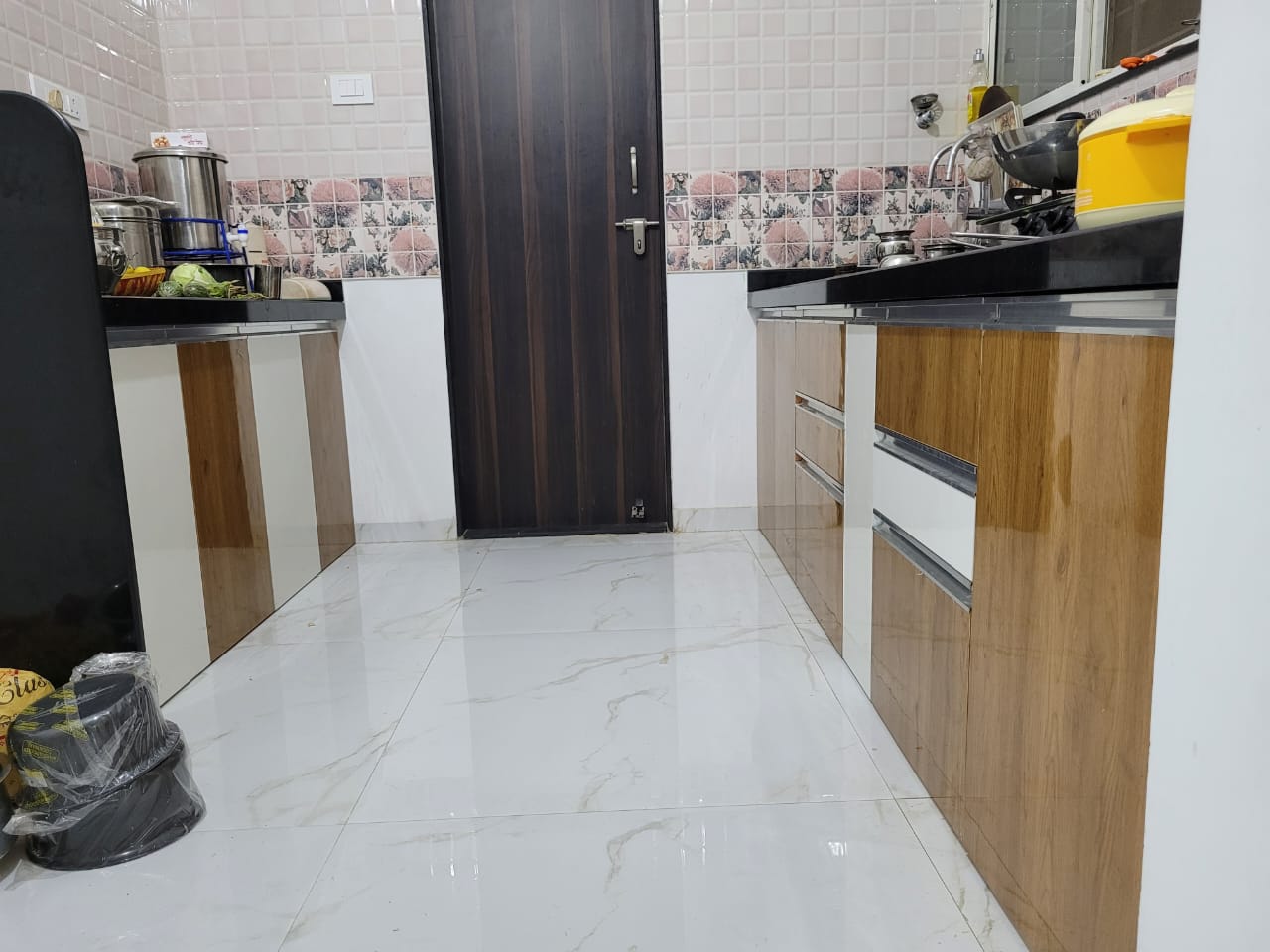 2BHK · Semi Furnished · Apartment