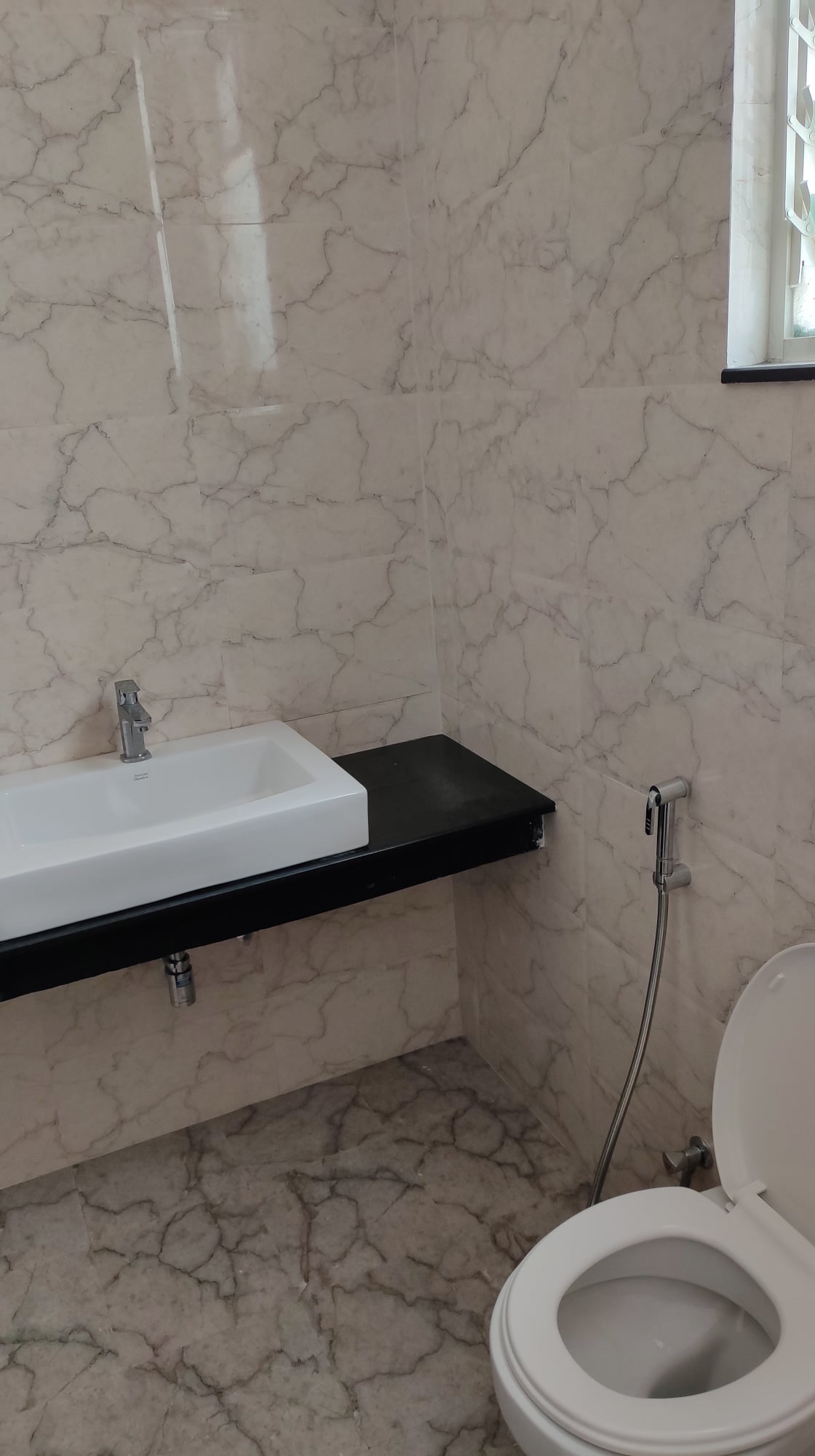 2BHK · Semi Furnished · Apartment