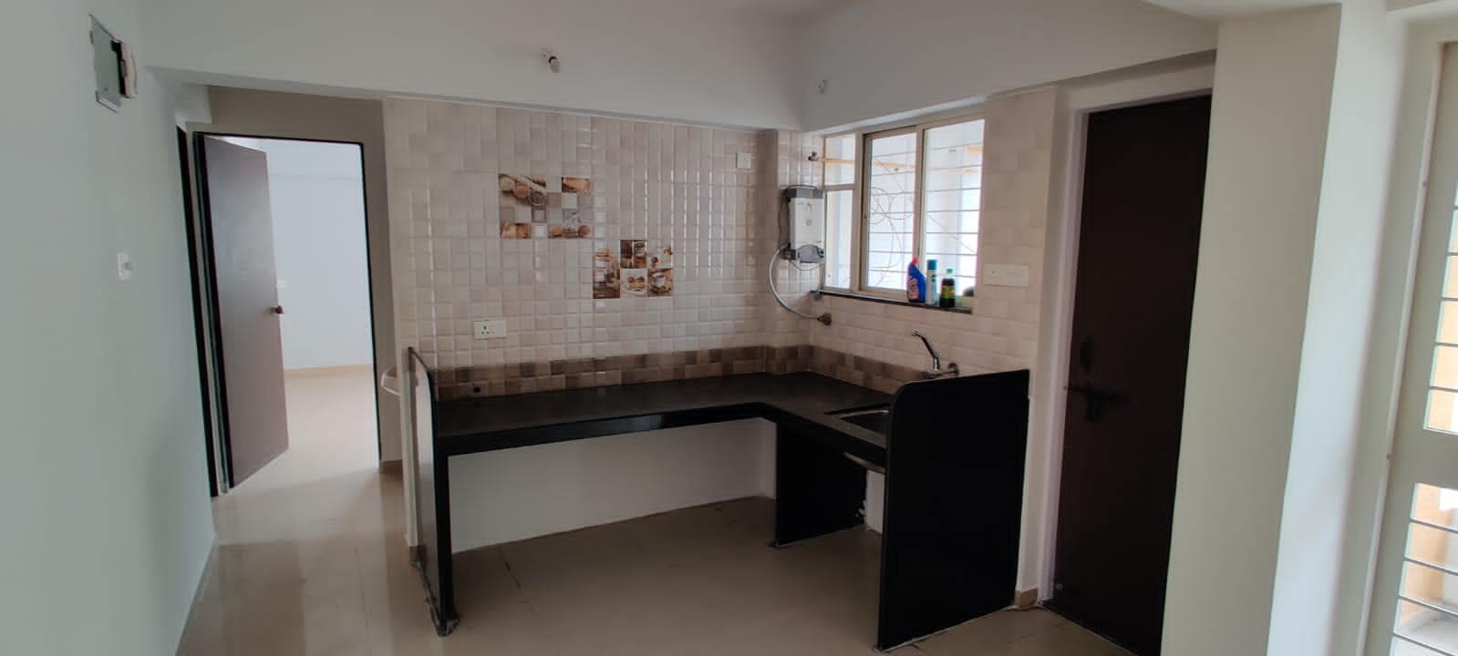 2BHK · Semi Furnished · Apartment