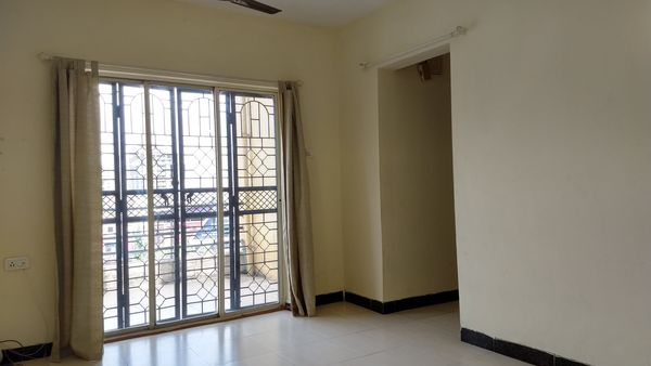 1BHK · Semi Furnished · Apartment
