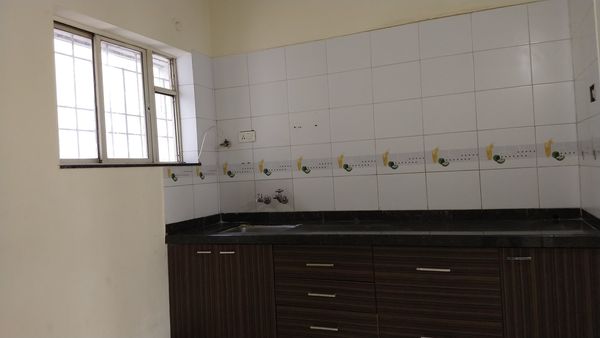 1BHK · Semi Furnished · Apartment