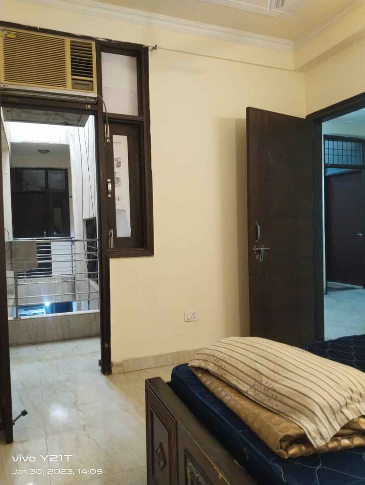1BHK · Semi Furnished · Apartment