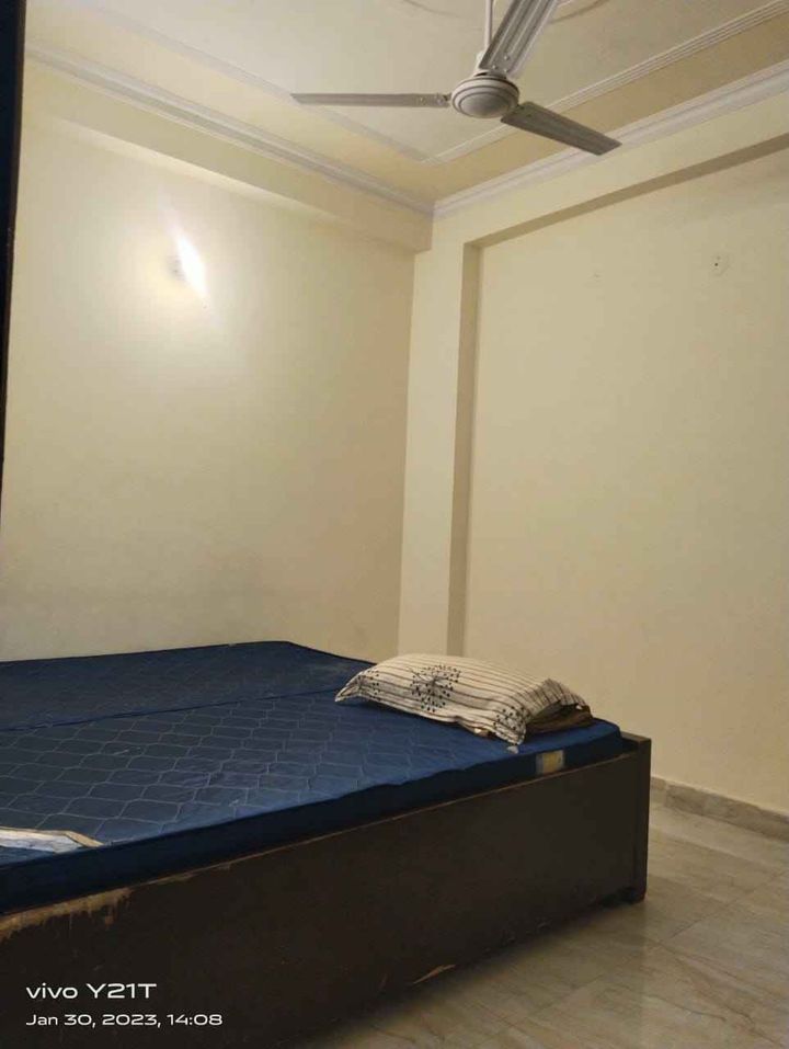 1BHK · Semi Furnished · Apartment