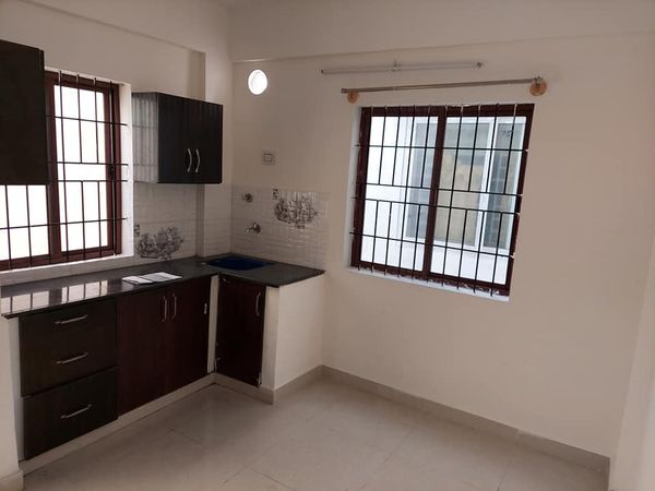 1BHK · Semi Furnished · Apartment