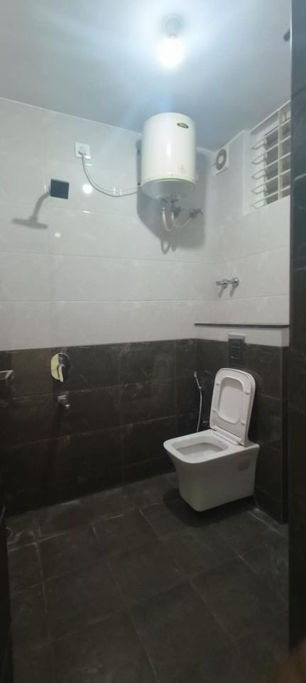 1BHK · Semi Furnished · Apartment