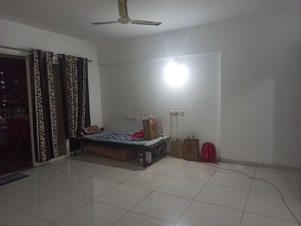 3BHK · Semi Furnished · Apartment