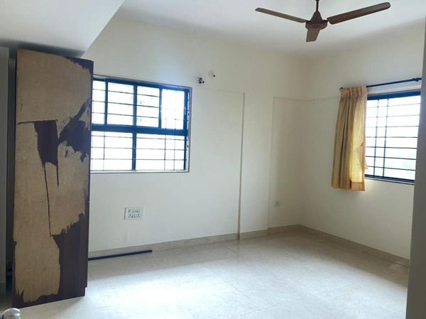 2BHK · Semi Furnished · Apartment
