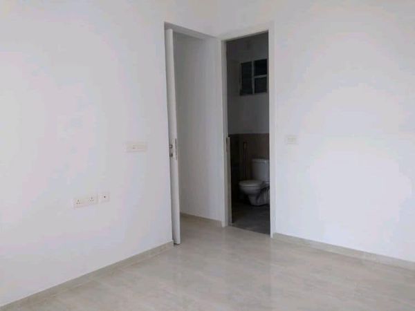 1BHK · Semi Furnished · Apartment