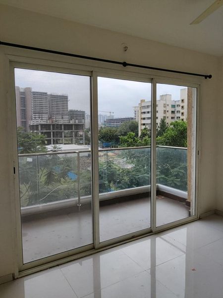 1BHK · Semi Furnished · Apartment