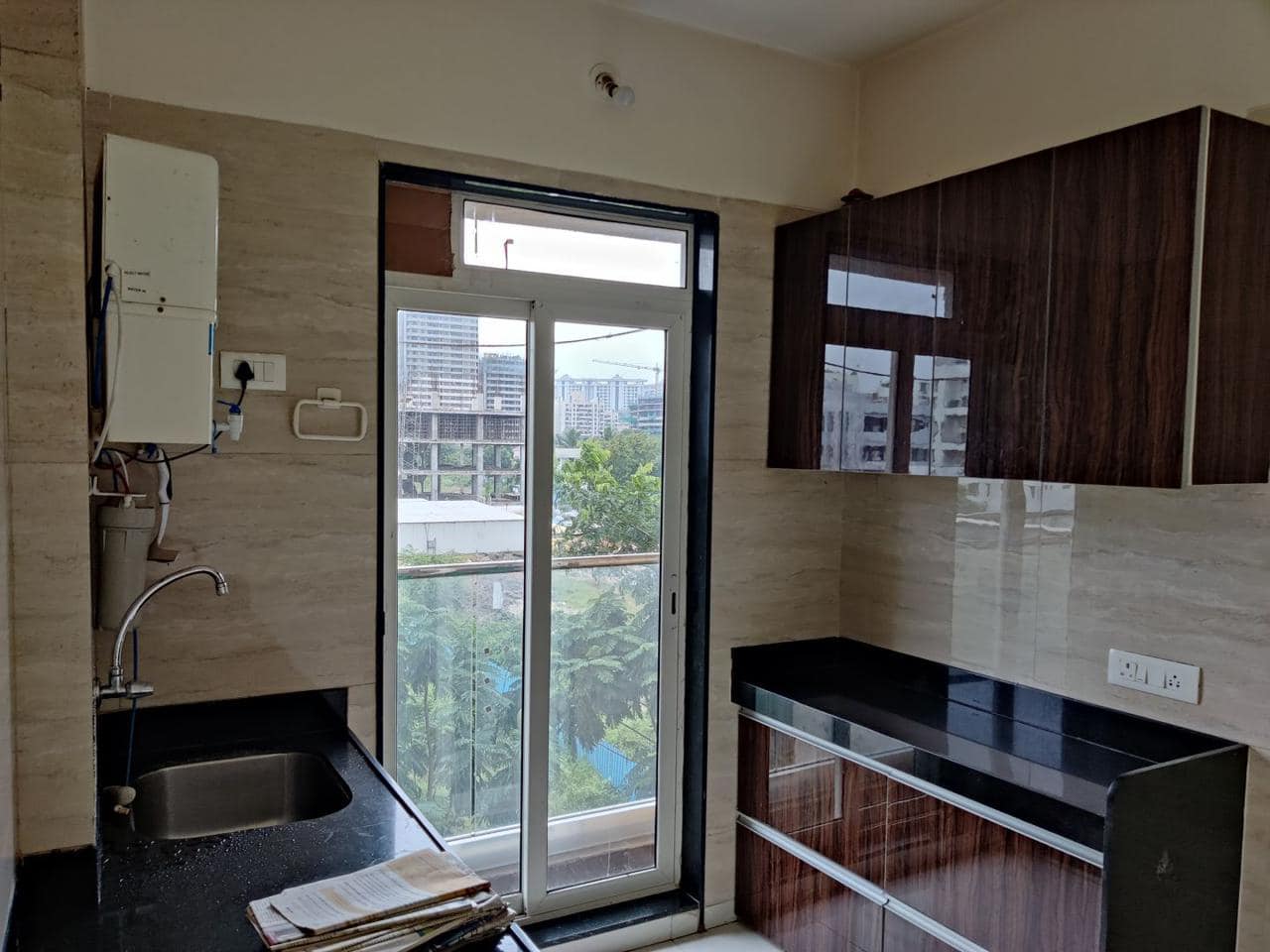 1BHK · Semi Furnished · Apartment