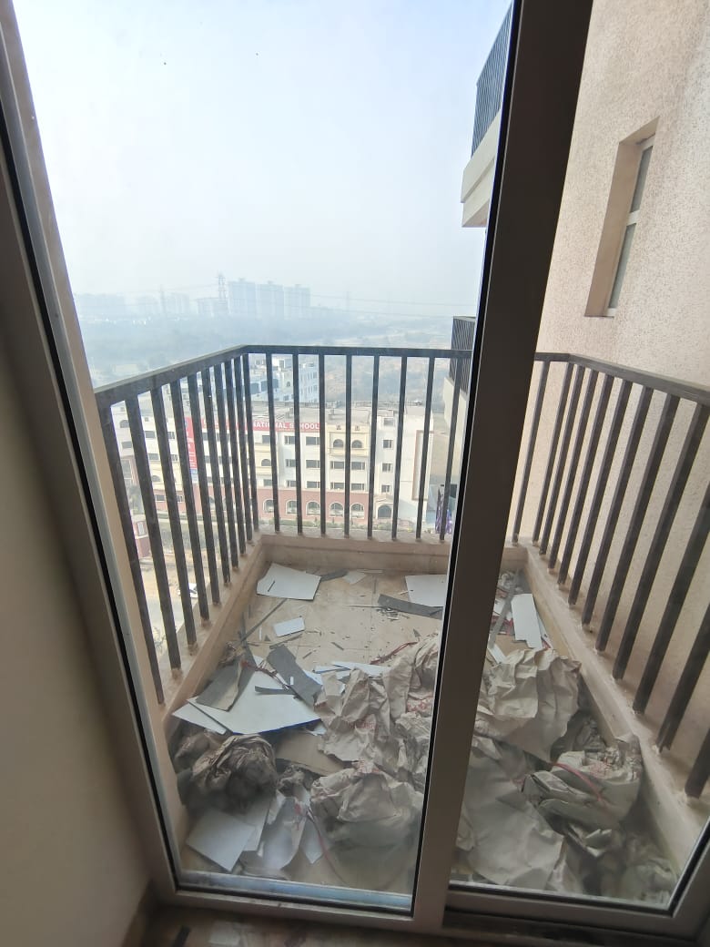 2BHK · Semi Furnished · Apartment