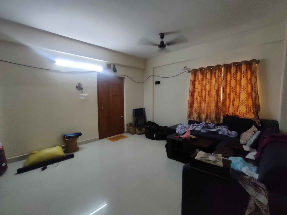 2BHK · Semi Furnished · Apartment