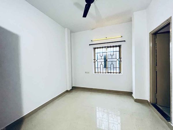 2BHK · Semi Furnished · Apartment