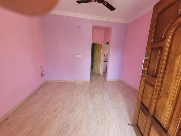 1BHK · Semi Furnished · Apartment