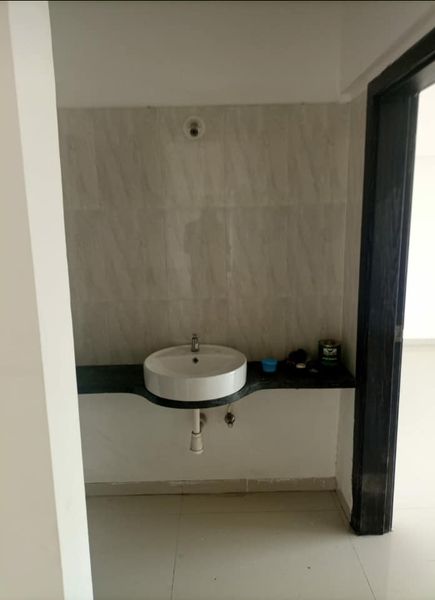 2BHK · Semi Furnished · Apartment