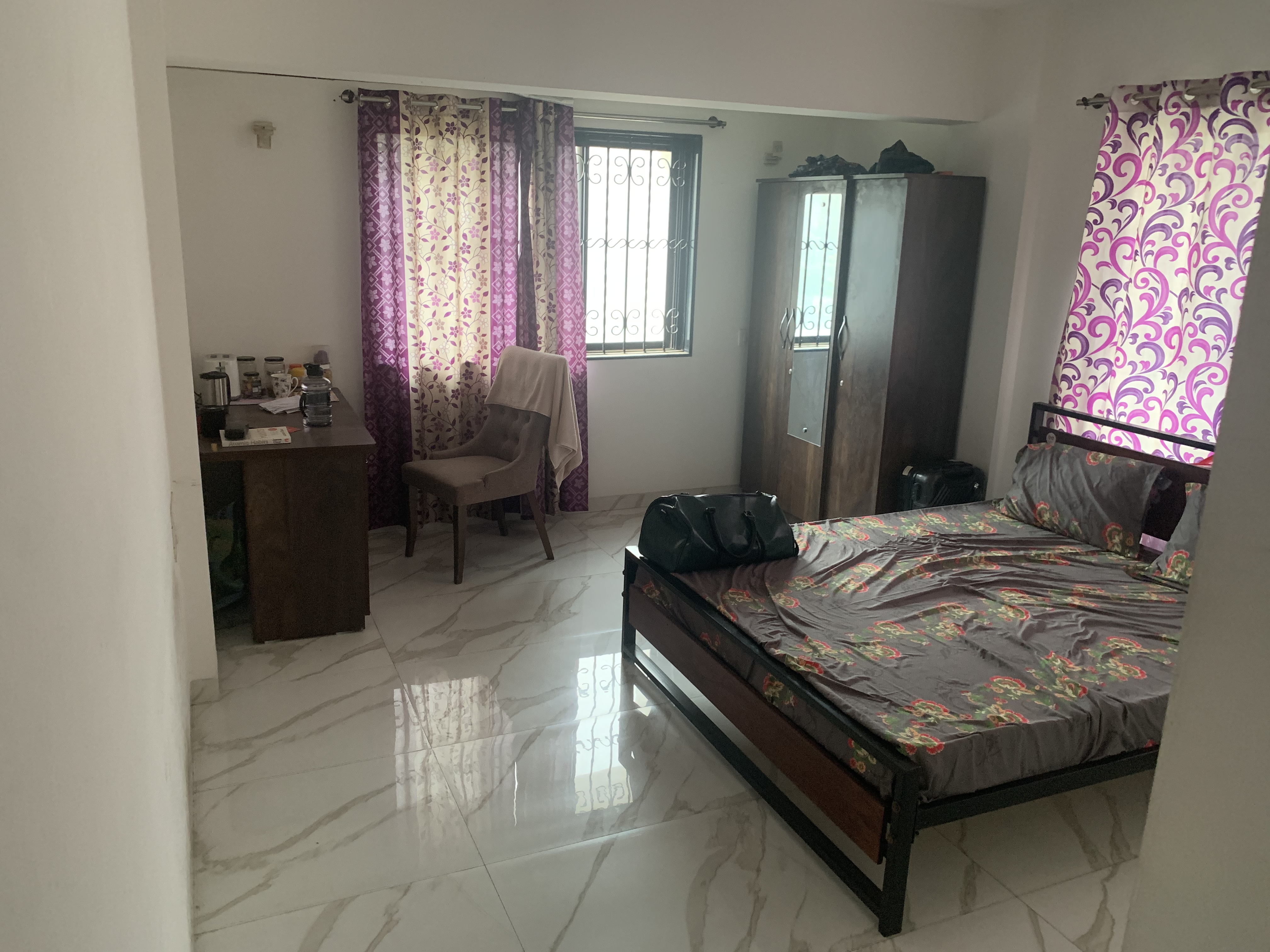 1BHK · Semi Furnished · Apartment
